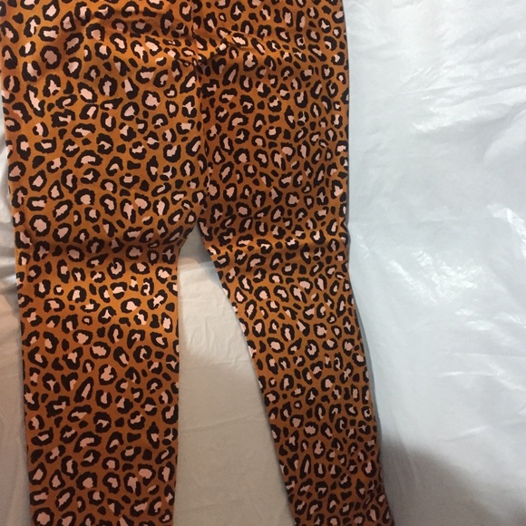 NEW OLD NAVY PIXIE ANKLE WOMENS PANTS ANIMAL SZ 8 GIFT CUTE - Picture 4 of 7